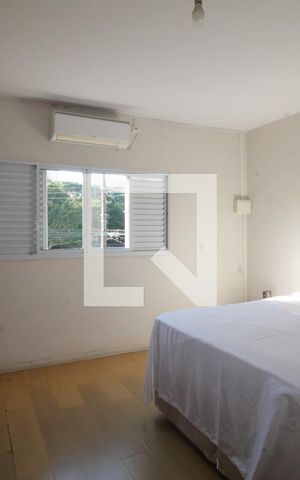 Casa à venda com 196m², 3 quartos e 4 vagasQuarto 1  