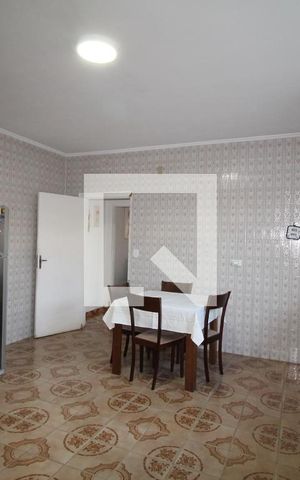 Casa à venda com 196m², 3 quartos e 4 vagasCozinha