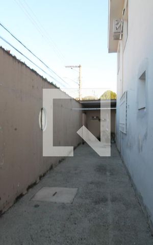 Casa à venda com 196m², 3 quartos e 4 vagasQuintal