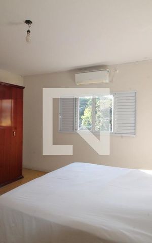 Casa à venda com 196m², 3 quartos e 4 vagasQuarto 1  