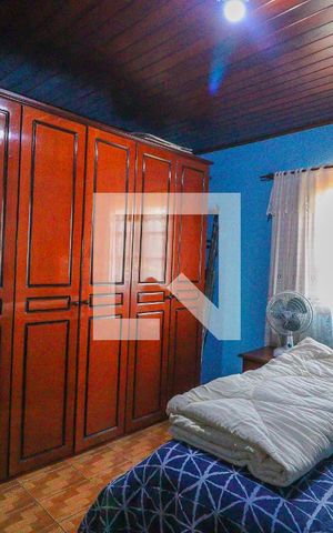 Casa à venda com 378m², 4 quartos e 2 vagas Casa à venda com 378m², 4 quartos e 2 vagasQuarto 1