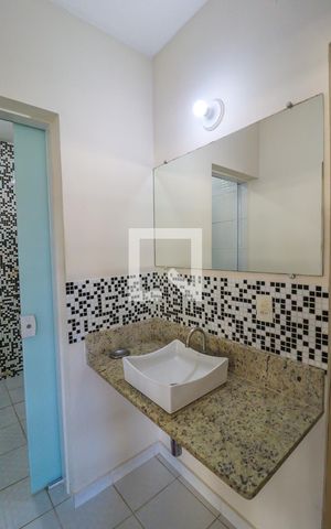 Casa à venda com 280m², 4 quartos e 3 vagasSuíte