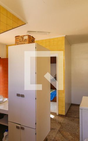 Casa para alugar com 724m², 6 quartos e 10 vagasÁrea de Serviço