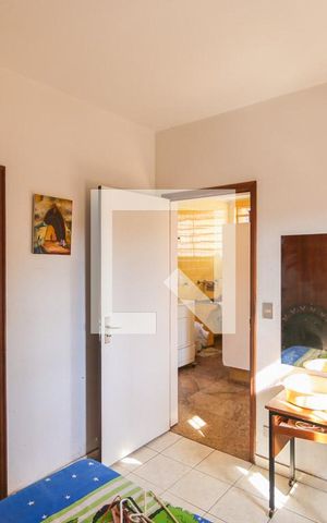 Casa para alugar com 724m², 6 quartos e 10 vagasQuarto de Serviço
