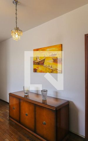 Casa para alugar com 724m², 6 quartos e 10 vagasCorredor