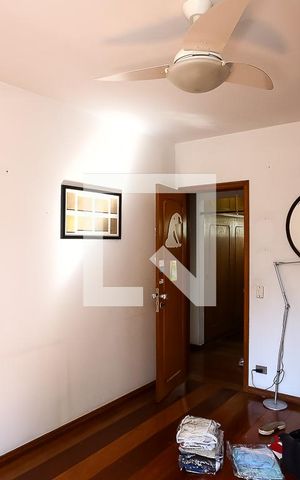 Apartamento à venda com 241m², 3 quartos e 3 vagas Apartamento à venda com 241m², 3 quartos e 3 vagasSuíte