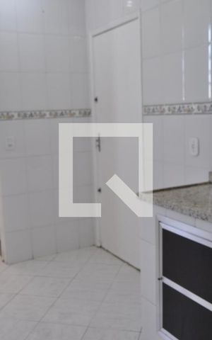 Apartamento à venda com 68m², 2 quartos e 1 vagaCozinha