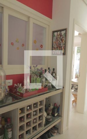Casa à venda com 484m², 3 quartos e sem vagaCorredor