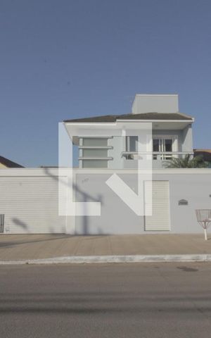 Casa à venda com 484m², 3 quartos e sem vagaFachada