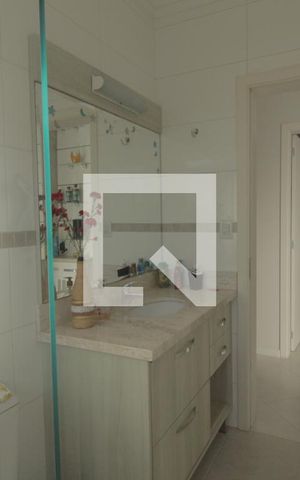 Casa à venda com 484m², 3 quartos e sem vagaBanheiro