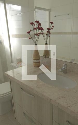 Casa à venda com 484m², 3 quartos e sem vagaBanheiro