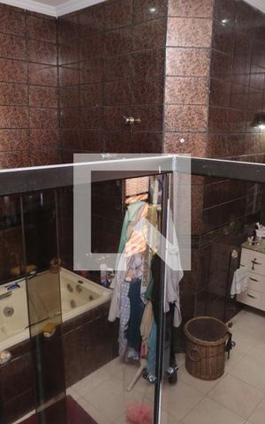 Casa à venda com 302m², 4 quartos e sem vagaBanheiro da Suíte 3 master