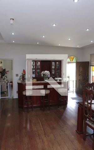 Casa à venda com 302m², 4 quartos e sem vagaSala de Jantar