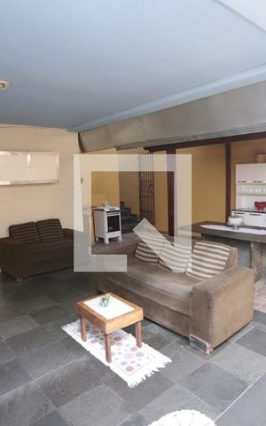 Casa à venda com 302m², 4 quartos e sem vagaÁrea gourmet