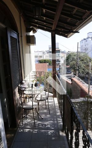 Casa à venda com 302m², 4 quartos e sem vagavaranda da suite master