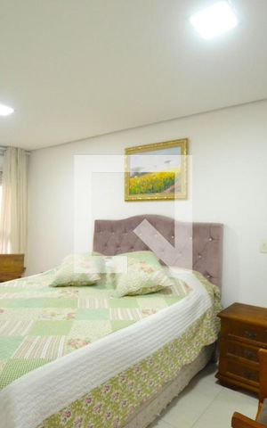 Casa à venda com 234m², 3 quartos e 2 vagasSuíte