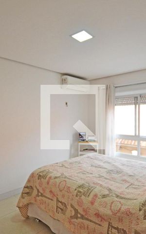 Casa à venda com 234m², 3 quartos e 2 vagasQuarto 1