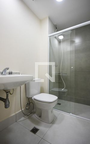 Apartamento para alugar com 74m², 3 quartos e 1 vaga Apartamento para alugar com 74m², 3 quartos e 1 vagaBanheiro