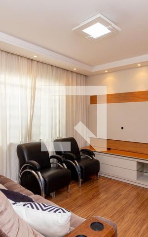 Apartamento para alugar com 76m², 1 quarto e sem vaga Apartamento para alugar com 76m², 1 quarto e sem vagaSala de Estar