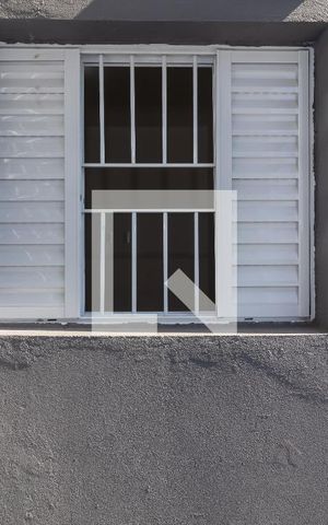 Apartamento para alugar com 32m², 2 quartos e sem vaga Apartamento para alugar com 32m², 2 quartos e sem vagaVista do Quarto 1