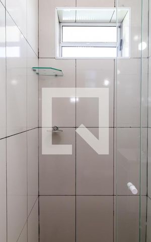 Apartamento para alugar com 32m², 2 quartos e sem vaga Apartamento para alugar com 32m², 2 quartos e sem vagaBanheiro