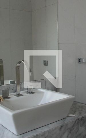 Casa à venda com 150m², 2 quartos e 1 vagaBanheiro do Quarto 2