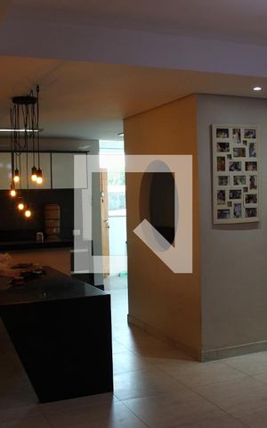 Casa à venda com 150m², 2 quartos e 1 vagaSala