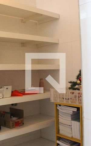 Casa à venda com 150m², 2 quartos e 1 vagaCozinha despensa