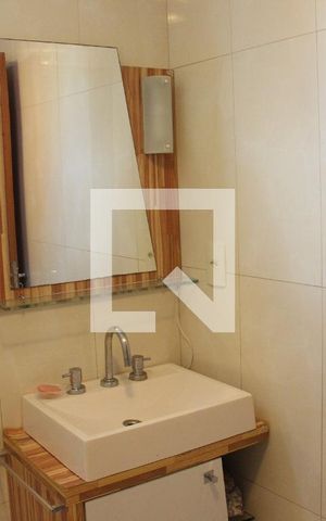 Casa à venda com 150m², 2 quartos e 1 vagaBanheiro