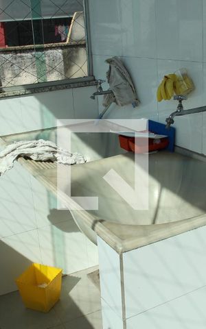 Casa à venda com 150m², 2 quartos e 1 vagaÁrea de serviço