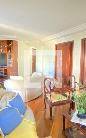 Apartamento à venda com 198m², 3 quartos e 2 vagasSala 