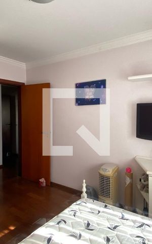 Apartamento à venda com 198m², 3 quartos e 2 vagasQuarto 2 