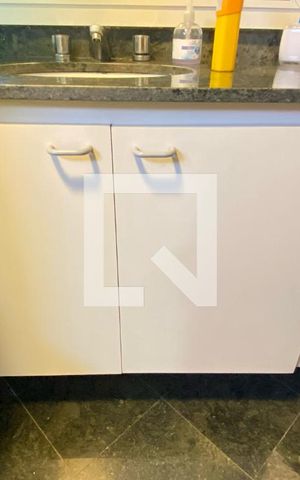 Apartamento à venda com 198m², 3 quartos e 2 vagasBanheiro da Suíte 
