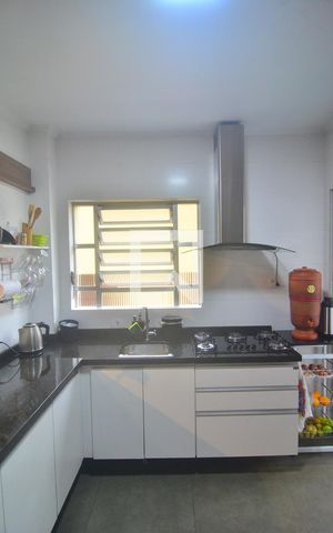 Apartamento à venda com 64m², 2 quartos e sem vagaCozinha
