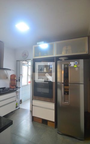 Apartamento à venda com 64m², 2 quartos e sem vagaCozinha