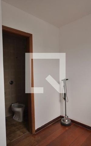 Apartamento para alugar com 188m², 4 quartos e 3 vagasQuarto de Serviço