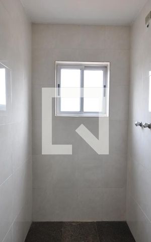Apartamento para alugar com 188m², 4 quartos e 3 vagasBanheiro da Suíte 2