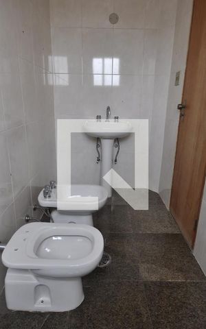 Apartamento para alugar com 188m², 4 quartos e 3 vagasBanheiro da Suíte 2