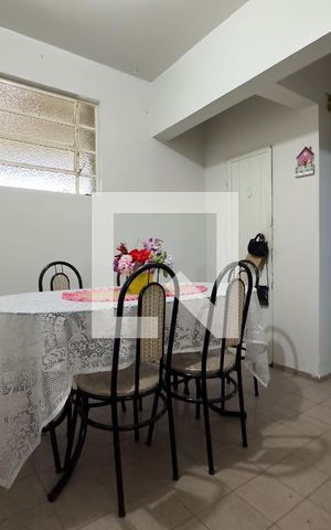 Casa para alugar com 9778m², 3 quartos e 4 vagas Casa para alugar com 9778m², 3 quartos e 4 vagasSala