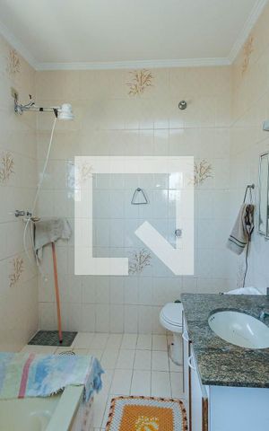 Casa à venda com 210m², 3 quartos e 10 vagasBanheiro Suíte 