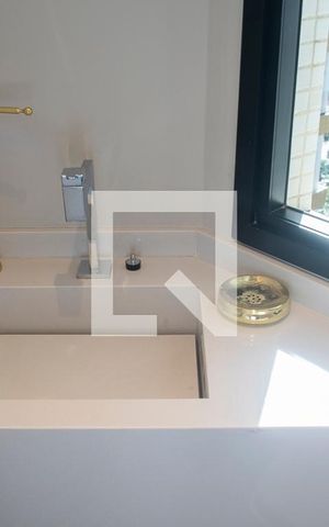 Apartamento à venda com 210m², 4 quartos e 3 vagas Apartamento à venda com 210m², 4 quartos e 3 vagasLavabo