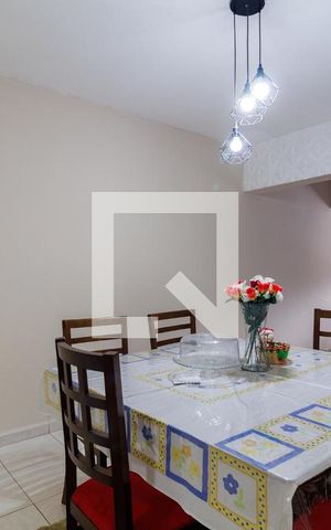 Casa à venda com 219m², 3 quartos e 4 vagas Casa à venda com 219m², 3 quartos e 4 vagasCozinha