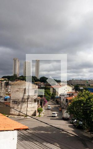 Casa à venda com 219m², 3 quartos e 4 vagas Casa à venda com 219m², 3 quartos e 4 vagasVista da Suíte 1