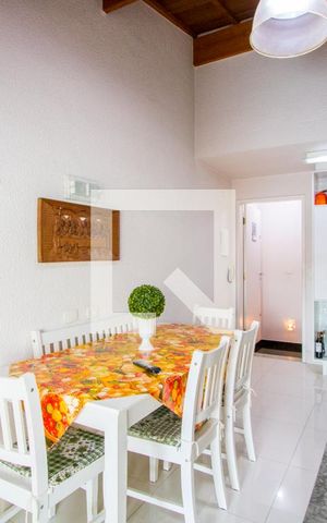 Apartamento à venda com 200m², 3 quartos e 2 vagas Apartamento à venda com 200m², 3 quartos e 2 vagasCozinha