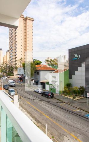 Apartamento à venda com 200m², 3 quartos e 2 vagas Apartamento à venda com 200m², 3 quartos e 2 vagasVaranda do quarto 1