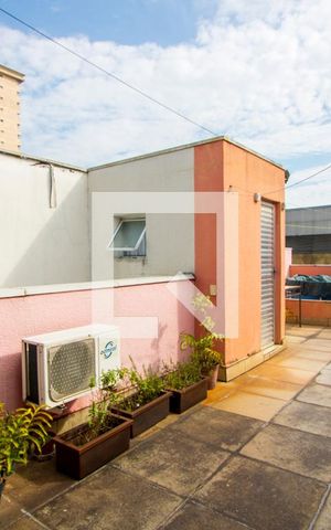 Apartamento à venda com 200m², 3 quartos e 2 vagas Apartamento à venda com 200m², 3 quartos e 2 vagasQuintal