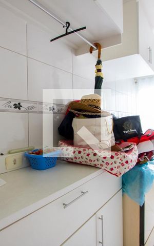 Apartamento à venda com 200m², 3 quartos e 2 vagas Apartamento à venda com 200m², 3 quartos e 2 vagasÁrea de serviço