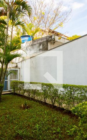 Apartamento à venda com 200m², 3 quartos e 2 vagas Apartamento à venda com 200m², 3 quartos e 2 vagasGaragem