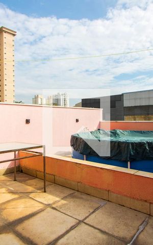 Apartamento à venda com 200m², 3 quartos e 2 vagas Apartamento à venda com 200m², 3 quartos e 2 vagasQuintal