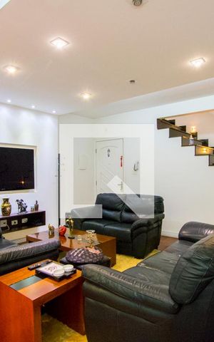 Apartamento à venda com 200m², 3 quartos e 2 vagas Apartamento à venda com 200m², 3 quartos e 2 vagasSala